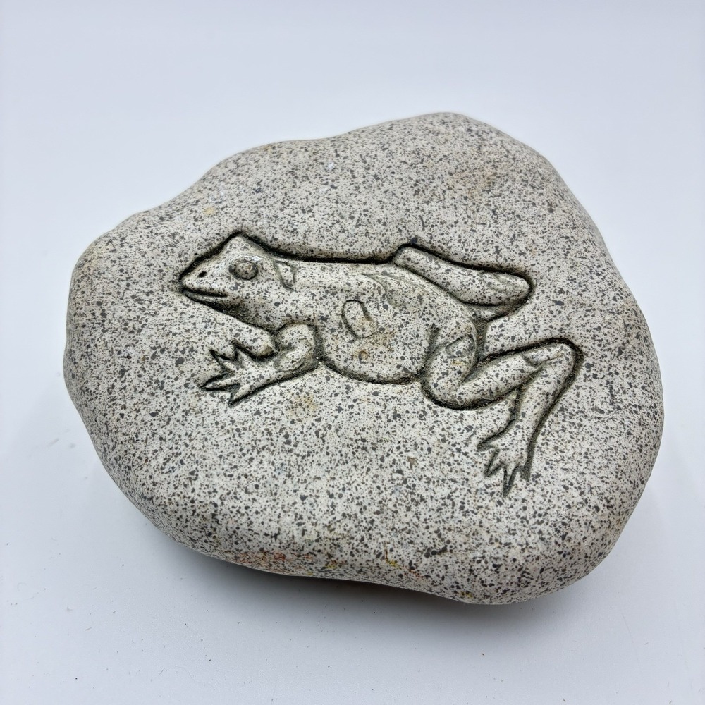 Frog Carved Garden Home Decor